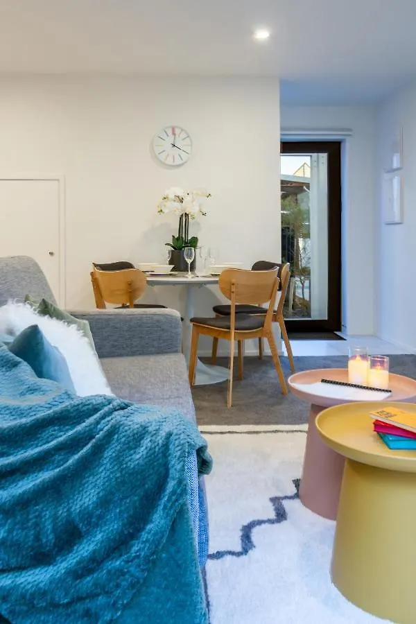 Apartment Stylish Home In The Heart Of Christchurch 2 Bed